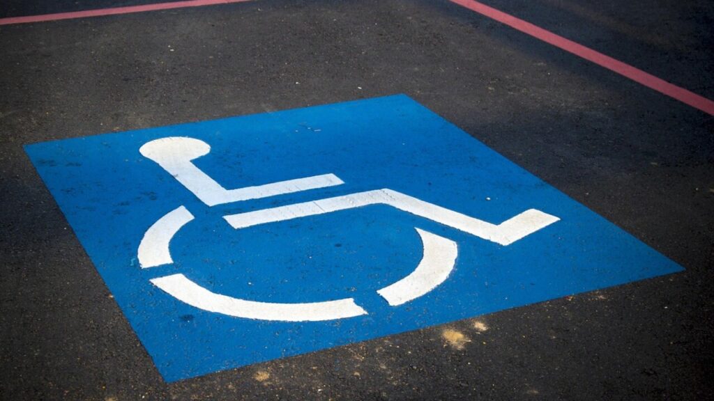 Demande carte stationnement handicapé : télécharger le modèle PDF gratuit